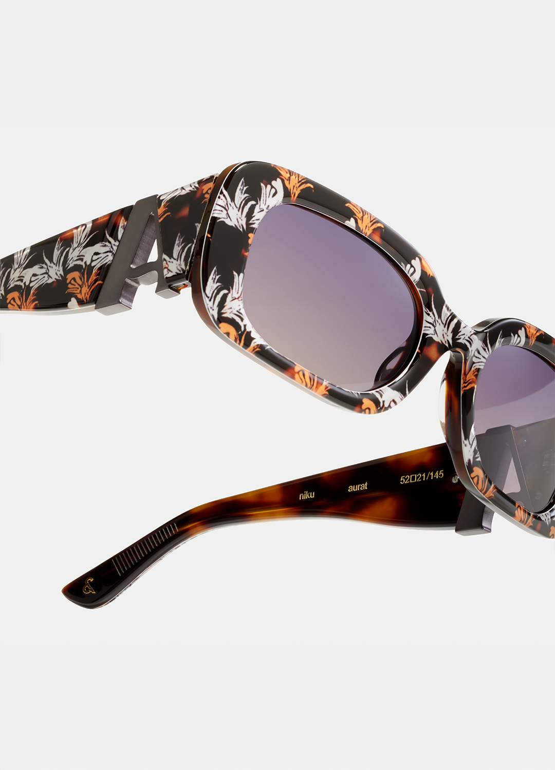Niku Aurat Sunglasses