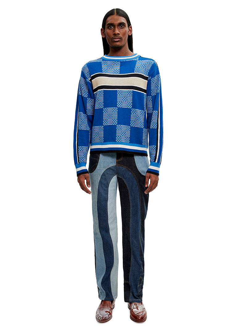 Checkerboard knitted crew jumper